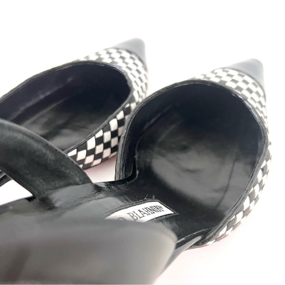 MANOLO BLAHNIK || Black White Cap Toe Woven Leather SlingBack Pointed Pumps - Picture 9 of 16